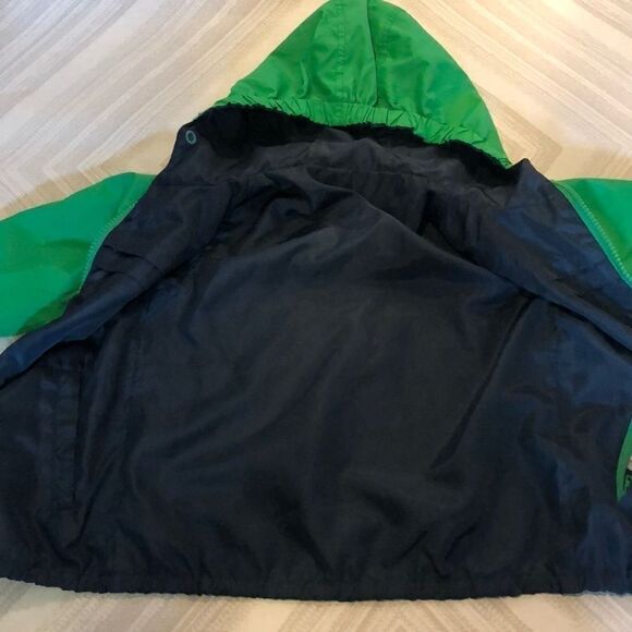 Appaman Boys Reversible Green & Navy Rain Jacket - Picture 6 of 7